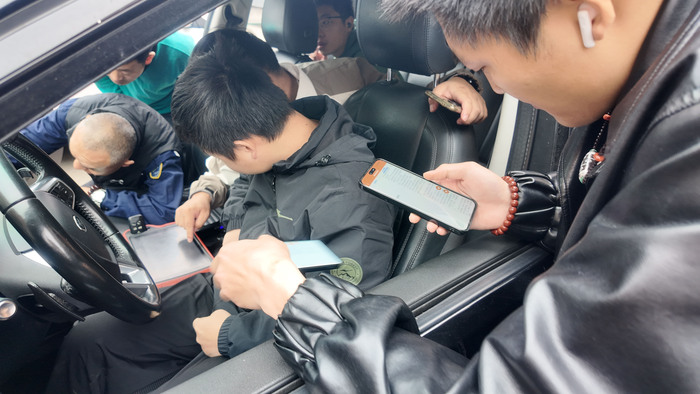 学汽车配遥控技术大家都在哪学？