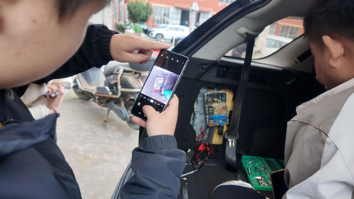 汽车配遥控这个行业知名积攒客户？